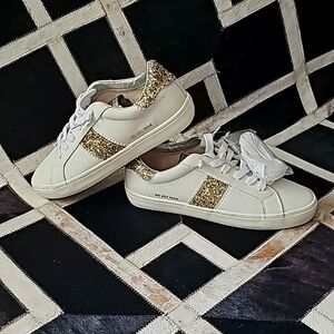 Vintage Havanas white sneakers 👟 size 9 with glamorous gold glitter and pearls